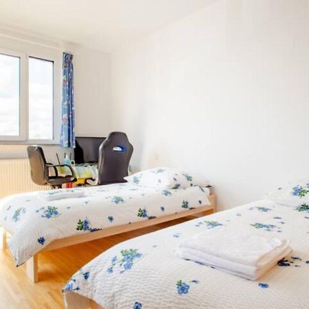 Beautiful Room With Balcony Direction To Messe Hanovre Extérieur photo