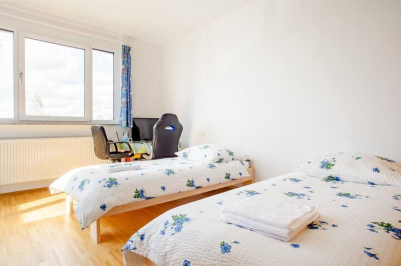 Beautiful Room With Balcony Direction To Messe Hanovre Extérieur photo