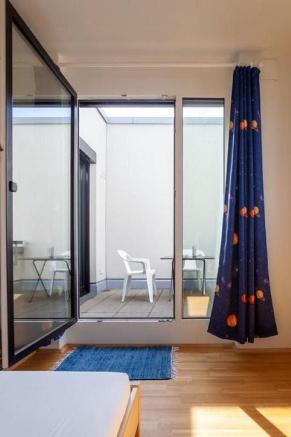 Beautiful Room With Balcony Direction To Messe Hanovre Extérieur photo